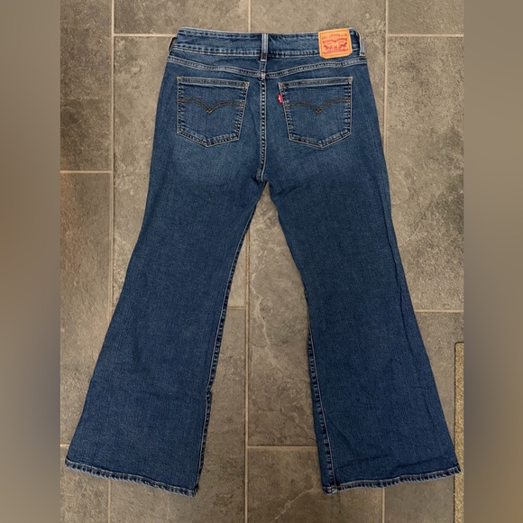 Levi's Superlow Flare Jeans (Stretch) - 31 Short - Worn Once - Picture 3 of 5